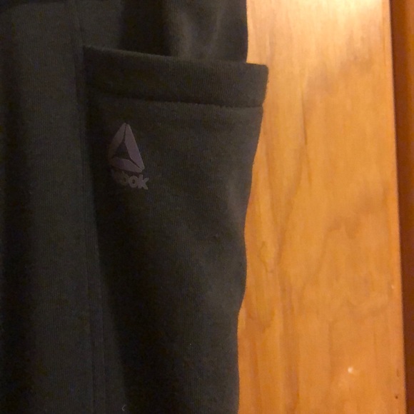 Reebok Fleece Pants - Brushed Fleece and pockets - Picture 4 of 6
